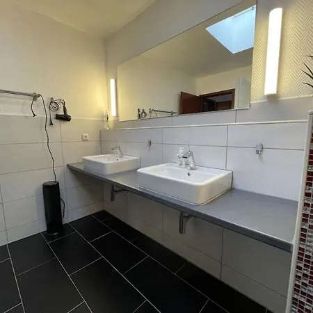 Kingfisher Gallery Comfortable Holiday Residence * Westerdeichstrich
